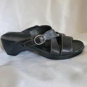 Clarks sandals, Sz 7.5. Black, wide straps, comfortable, slight heel